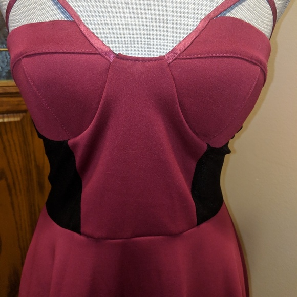 ⬇️ Plum/Maroon and Mesh Skater Dress - Picture 4 of 5